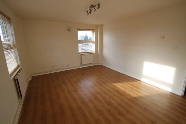 Photo 3 — Elms Road, Wokingham, Berkshire, RG40 2AA