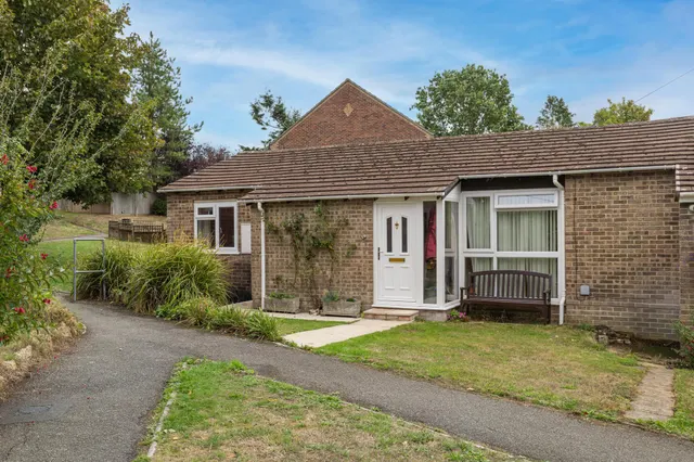 Willow Grove, Beaminster, DT8, photo 1