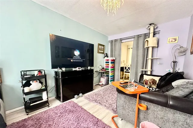 Photo 3 — Wyresdale, Bracknell, Berkshire, RG12 0QW
