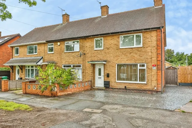 Smithy Close, Clifton, NG11, photo 1