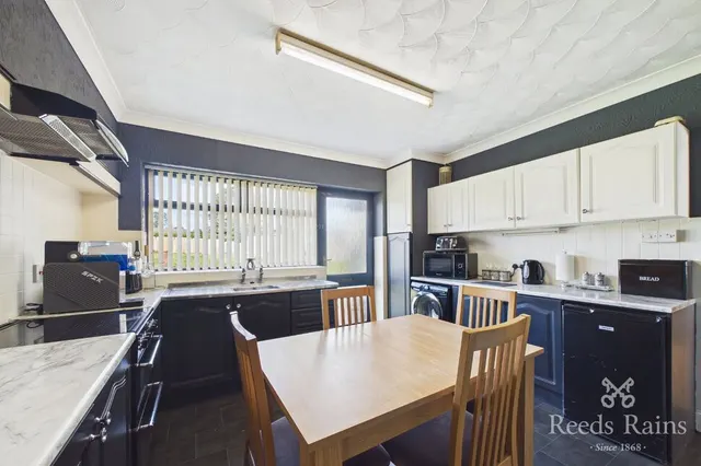 Wood Lane, Castleford, WF10, photo 3