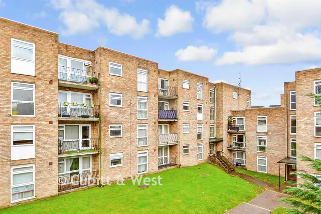 Cheam Road, Sutton, SM1, photo 1