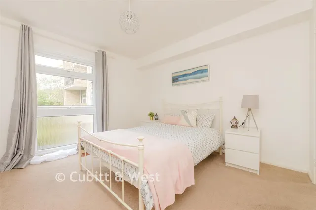 Cheam Road, Sutton, SM1, photo 2