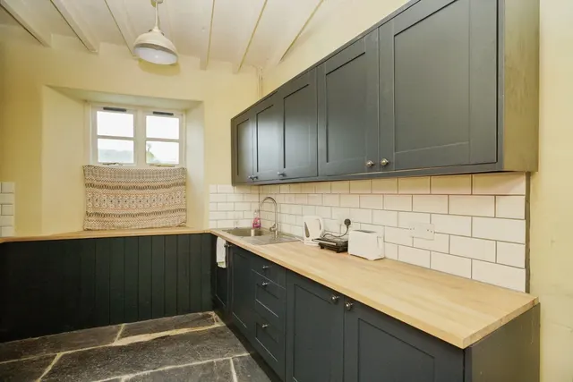 Tan-y-Bwlch, Blaenau Ffestiniog, LL41, photo 3