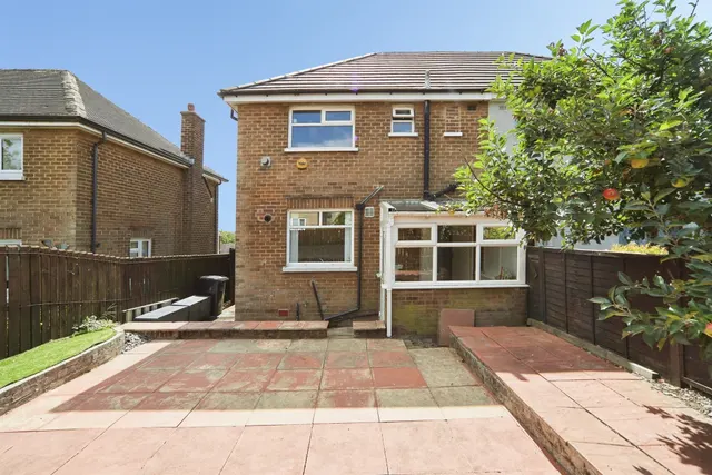 Downside Crescent, Allerton, BD15, photo 3