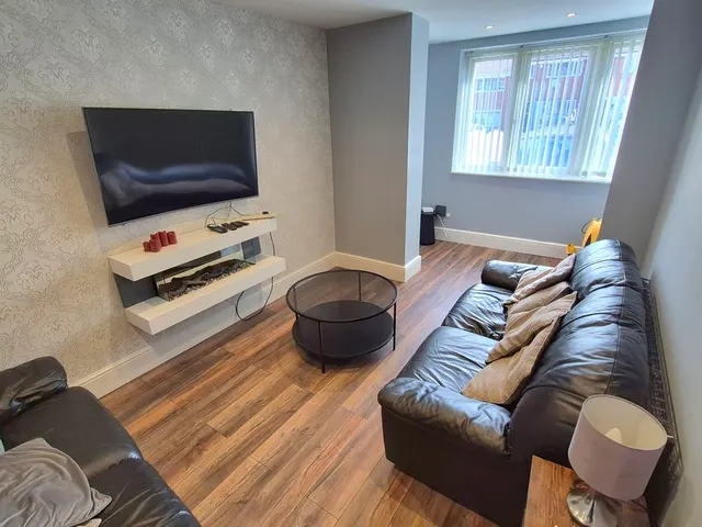 Heather Croft, Kingstanding, B44, photo 3