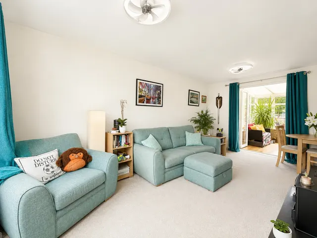 Finch Close, Lincoln, LN6, photo 3