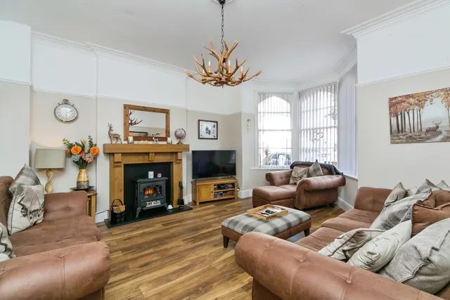 Chapel Street, Llandudno, LL30, photo 2