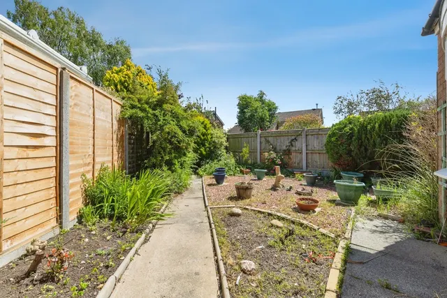 Photo 3 — Uldale Drive, Egglescliffe, Stockton-on-Tees, TS16