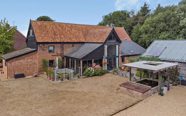 Mill Lane, Weybread, Diss, Suffolk, IP21 5RP, photo 1