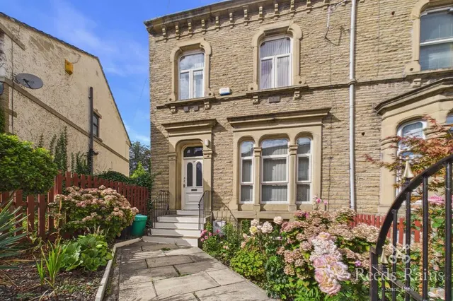 Bath Street, Huddersfield, HD1, photo 1