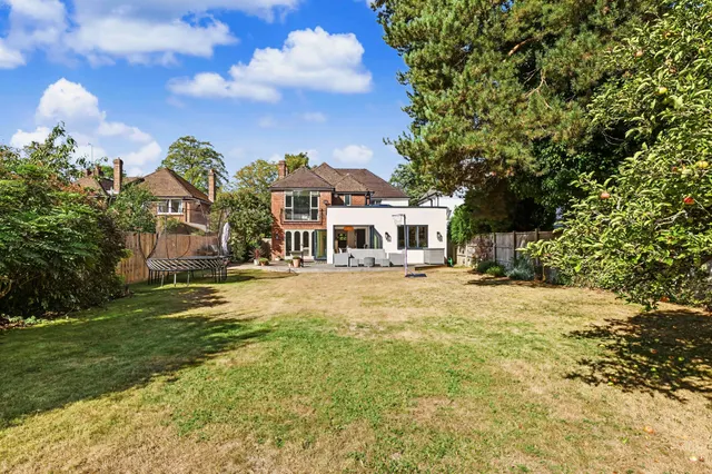 Photo 2 — Grove Road, Tring