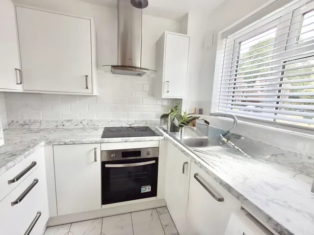 Plumpton Grove, Tempest, PO7, photo 2