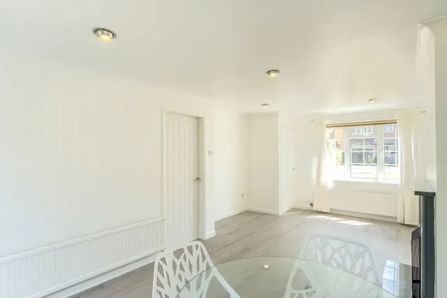 Montague Drive, Loughborough, LE11, photo 3
