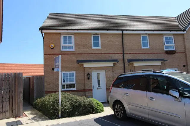Drawbridge Avenue, Pontefract, West Yorkshire, WF8, photo 1