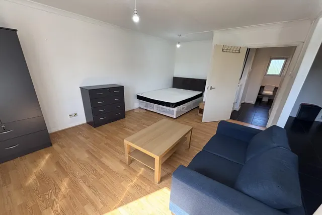 Barlow Street, SE17, photo 2