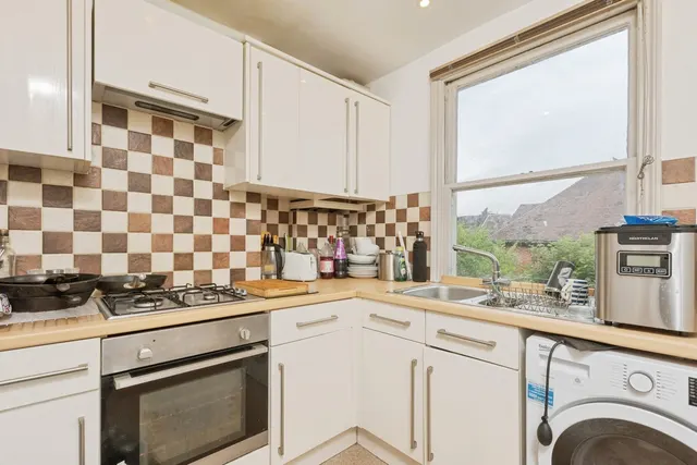Woodbury Park Road, Tunbridge Wells, TN4, photo 2