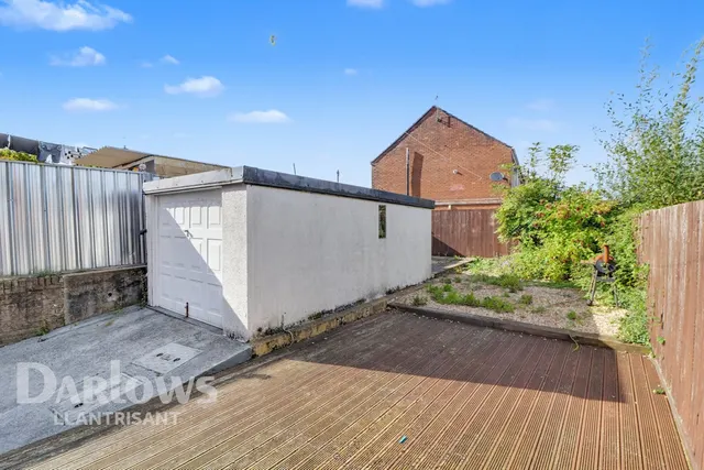 Woodland Road, Beddau, photo 3