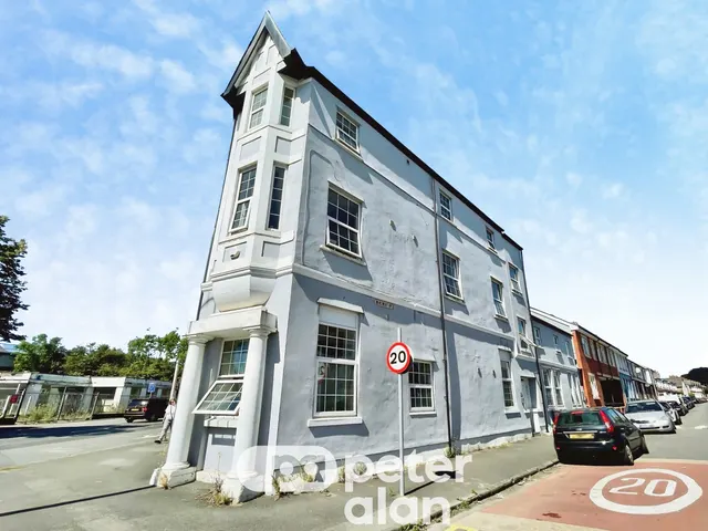 Ty Pwll Coch House CARDIFF, CF5, photo 3