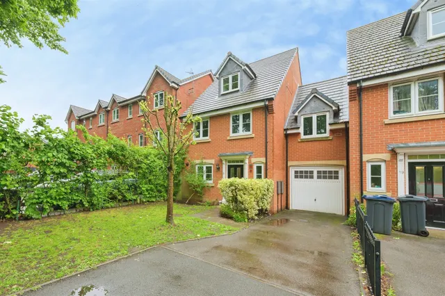 Monastery Drive, Erdington, Birmingham, photo 1