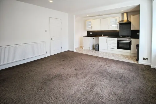 Radford Road, Plymouth, PL1, photo 3