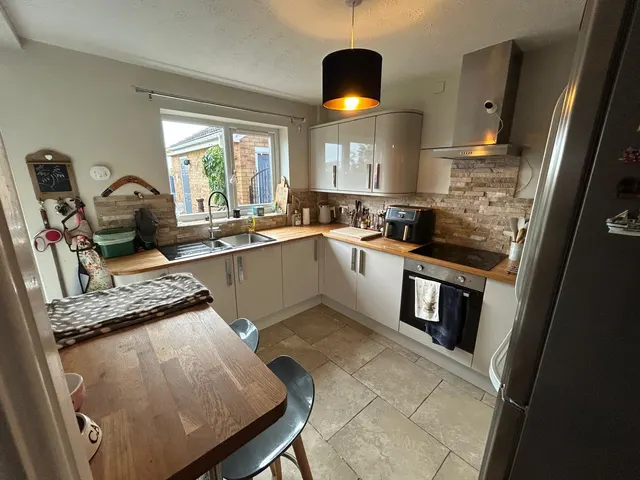 Hassall Road, Hatton, DE65, photo 3