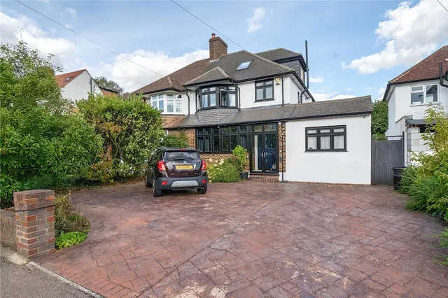 Riefield Road, SE9, photo 1