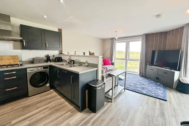 Cowleaze Path, Banwell, BS29, photo 2