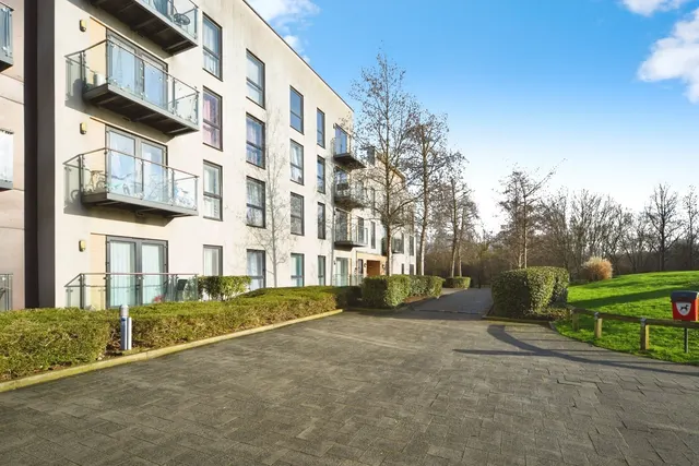 Magnetic Crescent, ENFIELD, Middlesex, EN3, photo 1