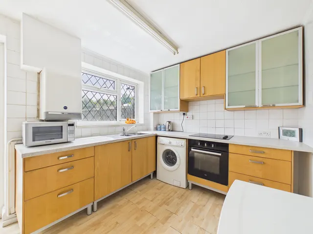 Byron Close, Marlow, SL7, photo 3