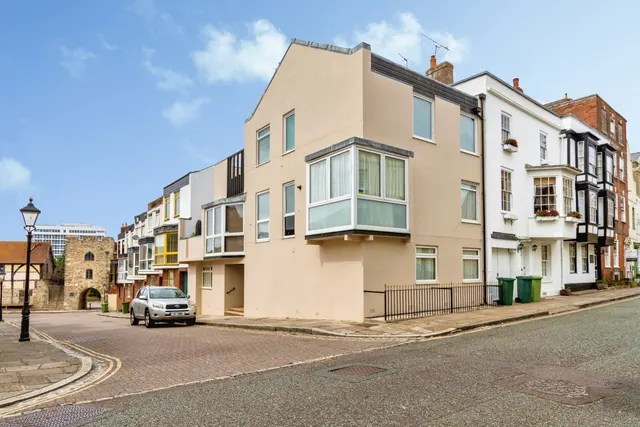 Westgate Street, Southampton, SO14, photo 1