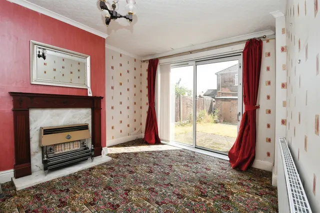 Photo 3 — Fulbeck Road, Scunthorpe