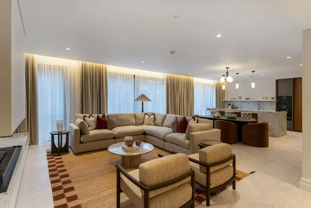 One Carrington Street, Mayfair, W1J, photo 1