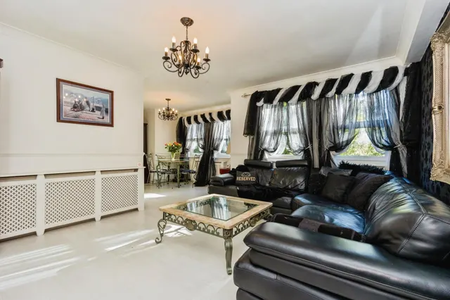 Ellesmere Road, Manchester, M30, photo 3