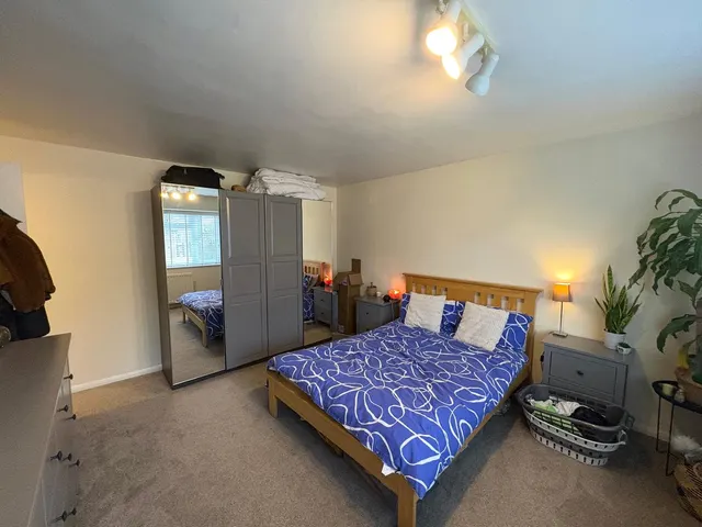 Photo 3 — Orchard House, Lambourne Way, Tongham, Surrey, GU10 1AD