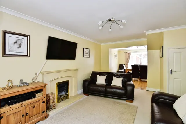 Photo 3 — Willowcroft Way, STOKE-ON-TRENT, Staffordshire, ST7