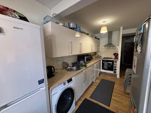 Beeston Road, Dunkirk, NG7, photo 2