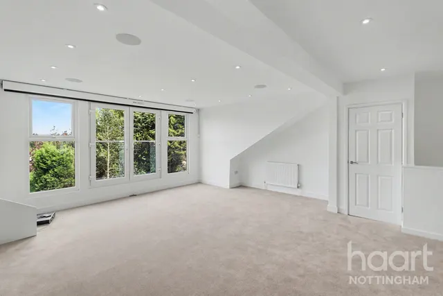 Southdale Road, Carlton, NG4, photo 3