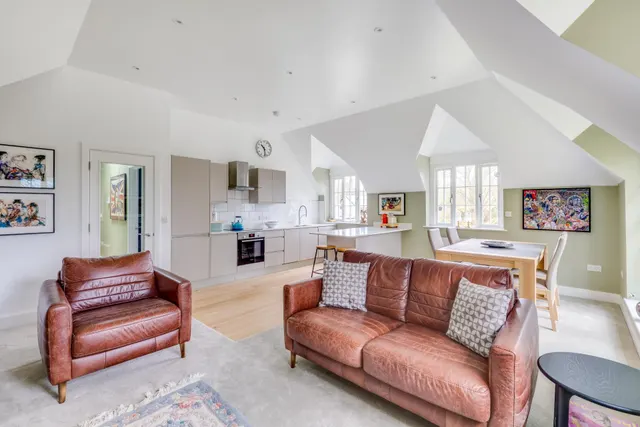Photo 3 — Beecholme, 54 Codicote Road, Welwyn, AL6