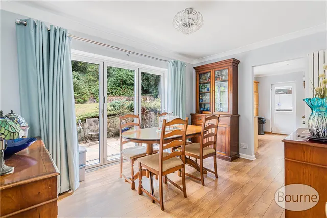 St. Johns Rise, Woking, GU21, photo 3