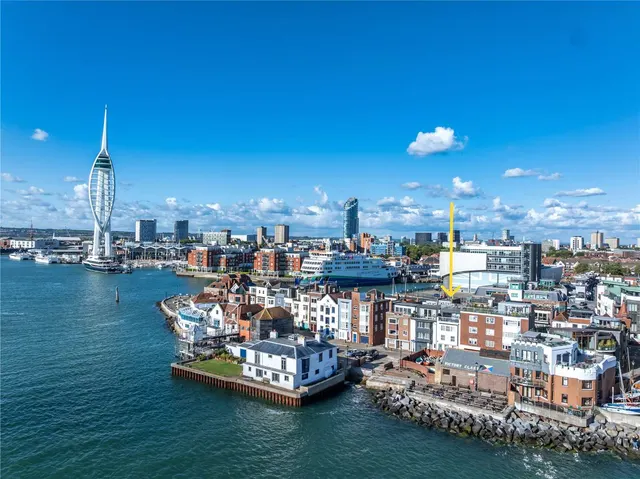West Street, Portsmouth, PO1, photo 1