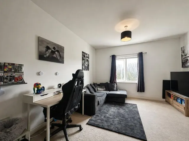 Skippetts Gardens, Basingstoke, RG21, photo 2