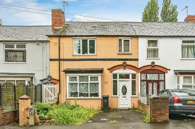 Blackacre Road, Dudley, photo 1