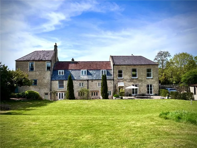 High Street, Bathampton, BA2, photo 1