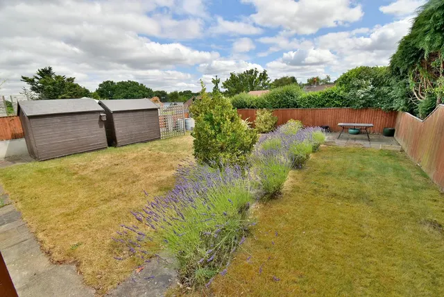 Pine Glen Avenue, BH22, photo 2
