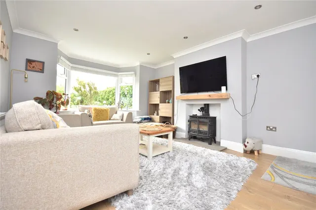 Ringwood Gardens, Leeds, LS14, photo 3