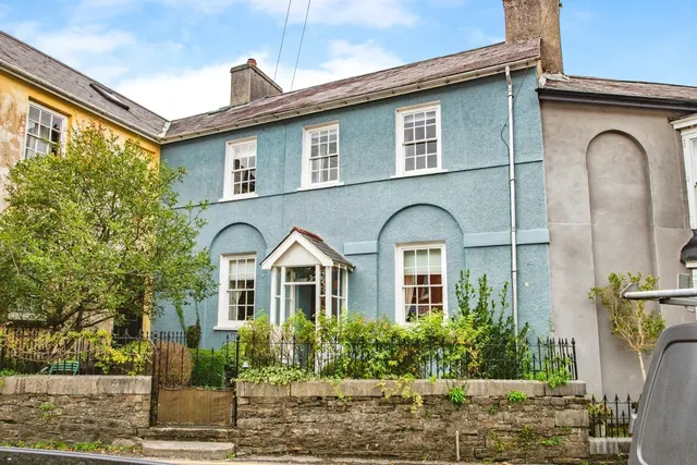 Carmarthen Street, Llandeilo, SA19, photo 1