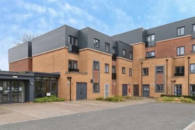 Field Close, Cottingham, HU16, photo 1