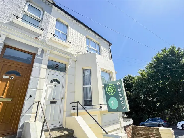 Alexandra Road, St. Leonards-On-Sea, TN37 6LD, photo 1