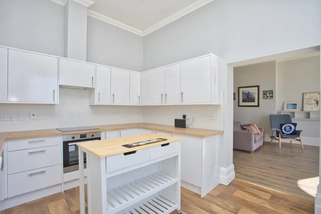 Clifton Crescent, Folkestone, CT20, photo 3